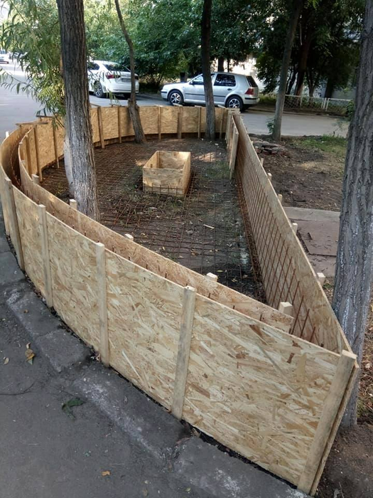 Construcția ar urma să fie demolată, pentru că nu are aprobare
