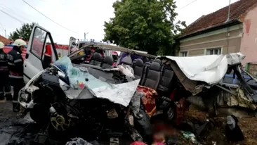 Doi morți și 7 răniți, în urma unui accident în județul Bihor