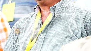 Intr-o tribuna plina de vedete, fostul ministru de Interne a atras atentia tuturor! Sperante si vise inecate in lacrimi