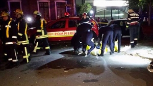 Constantin Necula este singurul preot care a iesit in strada, la proteste: "Eu sunt pe Rock cam patru ore pe zi"