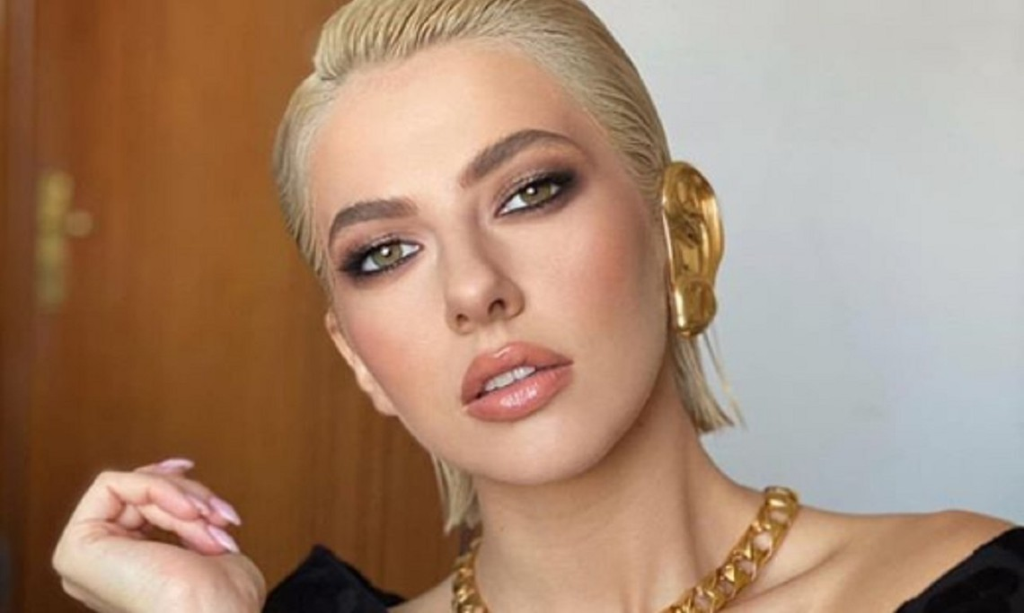 Răzvan Simion o să turbeze! Lidia Buble, filmată dezbrăcată cu alt bărbat