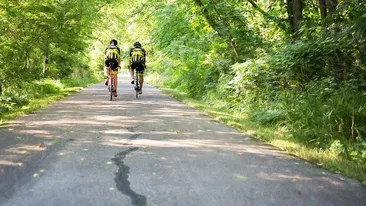 Tragedie în Vrancea! Un bărbat care făcea parte dintr-un grup de cicliști a murit în timp ce pedala