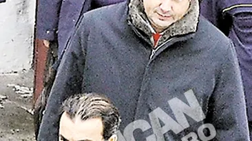 Calin Stoia si Sorin Apostu impart acelasi salon la spitalul-puscarie din Dej, dar si acelasi diagnostic. Sunt bolnavi de spondiloza lombara!