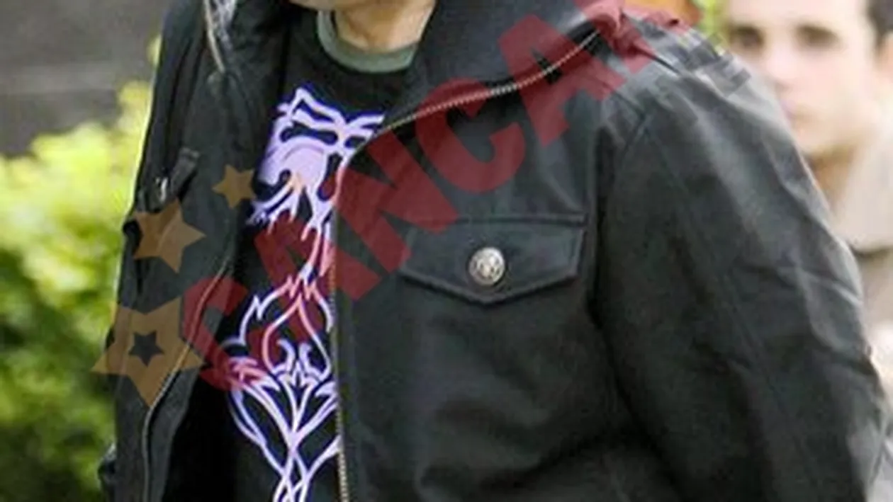 Marcel Pavel, jefuit in avion