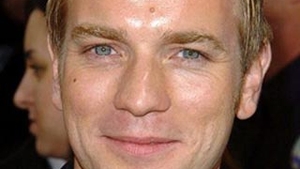 Ewan McGregor vrea sa exploreze noi culmi ale sexualitatii