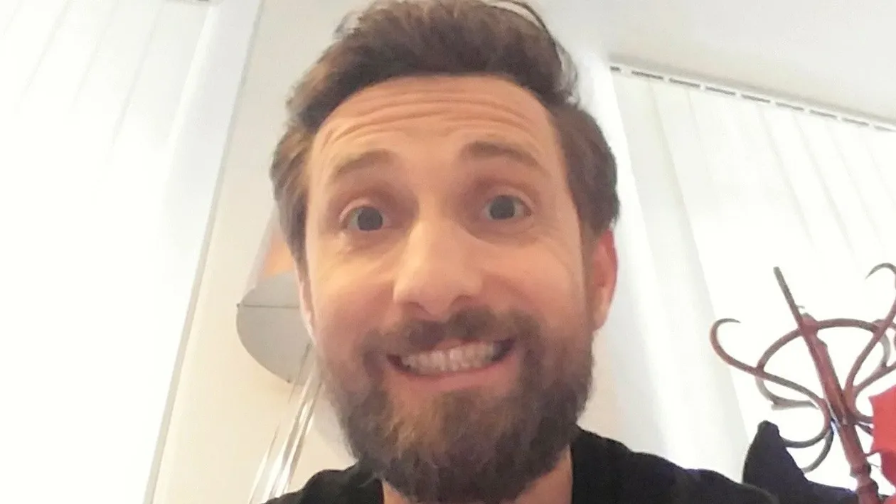 Dani Oţil a avut un şoc când şi-a deschis pagina de Instagram! Matinalul, reacţie agresivă la vederea imaginilor: ”Raţ ale dracului de vânătoare de...”