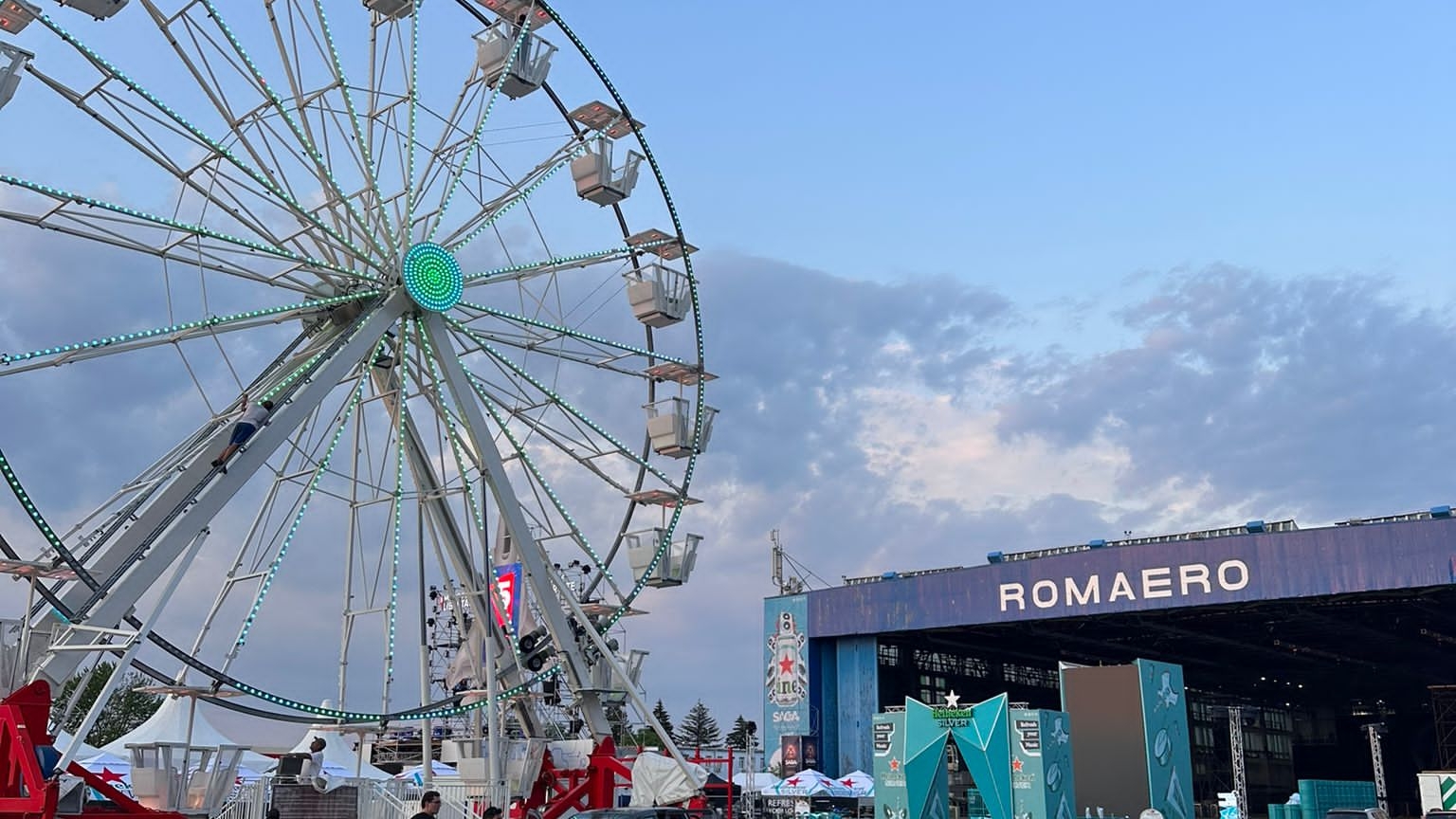 Primele imagini de la Romaero cu scenele și producția celei de-a treia ediții SAGA Festival