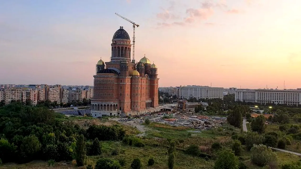 Prima reacție a Bisericii, după ce un internaut a schimbat numele Catedralei Mântuirii Neamului, pe Google Maps, în ”Catedrala Prostirii Neamului Românesc”