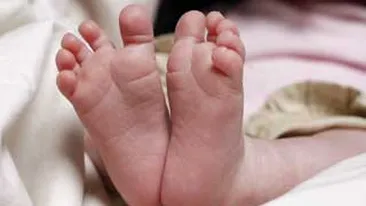 Bebelus adus in coma la spital, dupa ce a inchetat de frig in casa