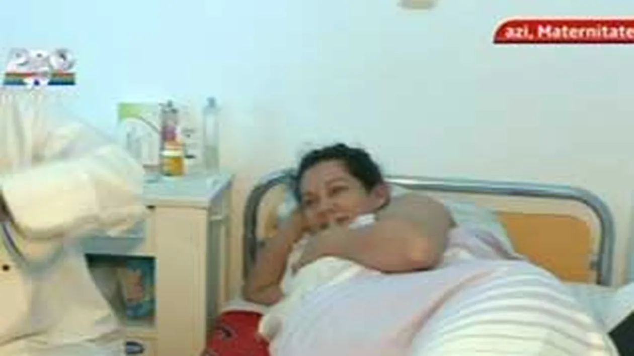 Nicoleta Luciu, dezmat cu clatite la spital! Uite ce burta uriasa are!