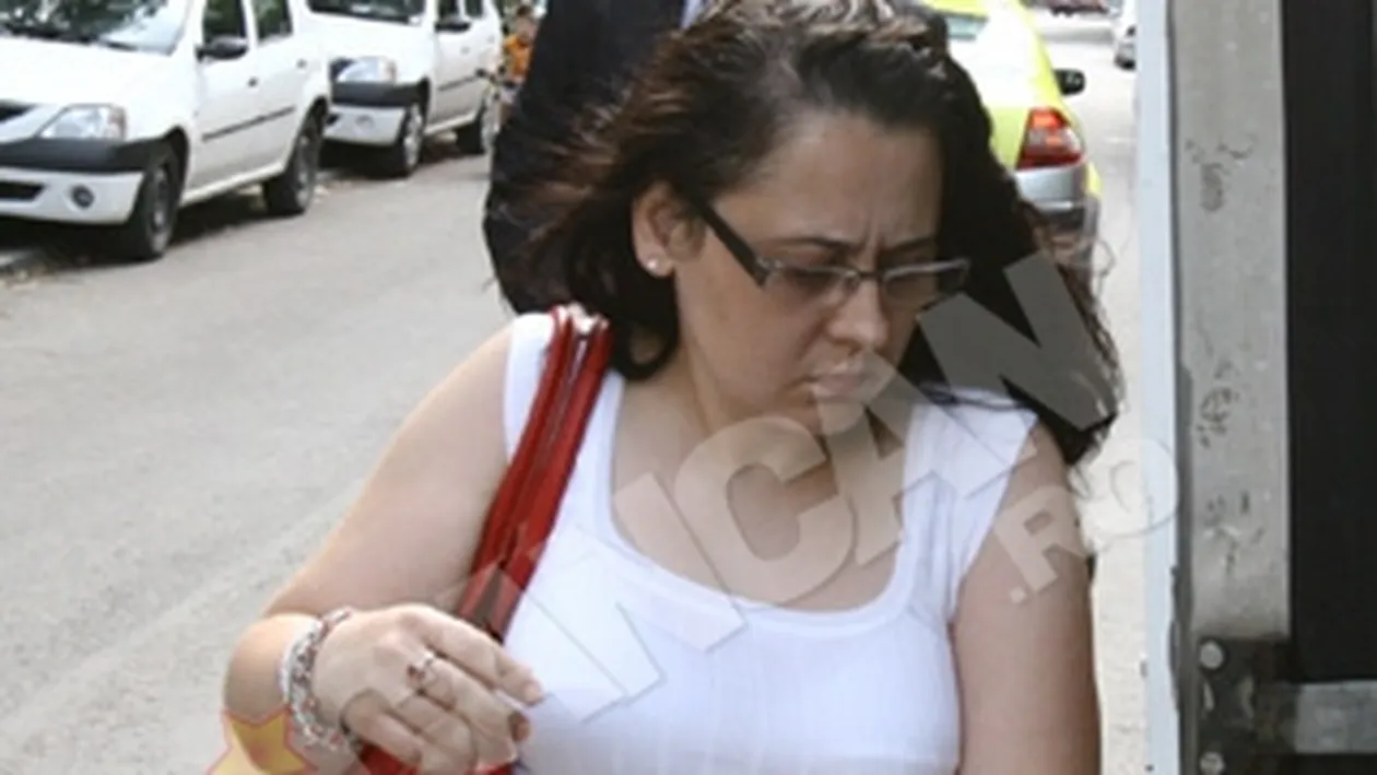 Ion Manole o vrea in puscarie pe prietena Madalinei: Bertha Slav e o traficanta, o criminala!