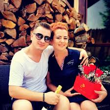 Femeia este însărcinată în șase luni și era la un pas să piadă sarcina
