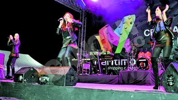 Fetele de la Heaven se incing repejor! S-au dezbracat dupa prima melodie