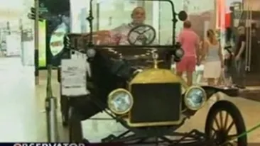 Un roman este proprietarul unei masini vechi de 100 de ani, evaluata la 100.000 de euro