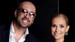 Culisele divorțului dintre CRBL și Elena. Ce compromisuri existau în relația celor doi: „Mă las pus la colț”