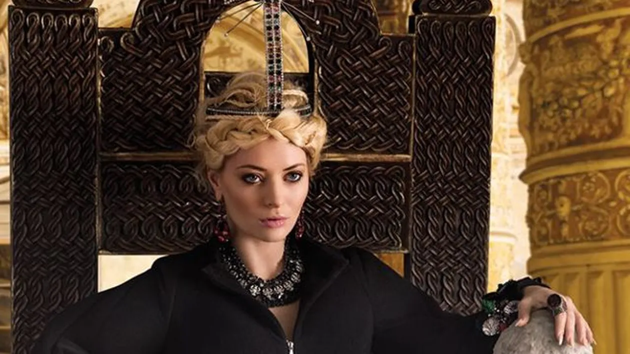 Pictorial de groaza! Delia Matache este regina malefica! Vezi imagini de senzatie cu artista