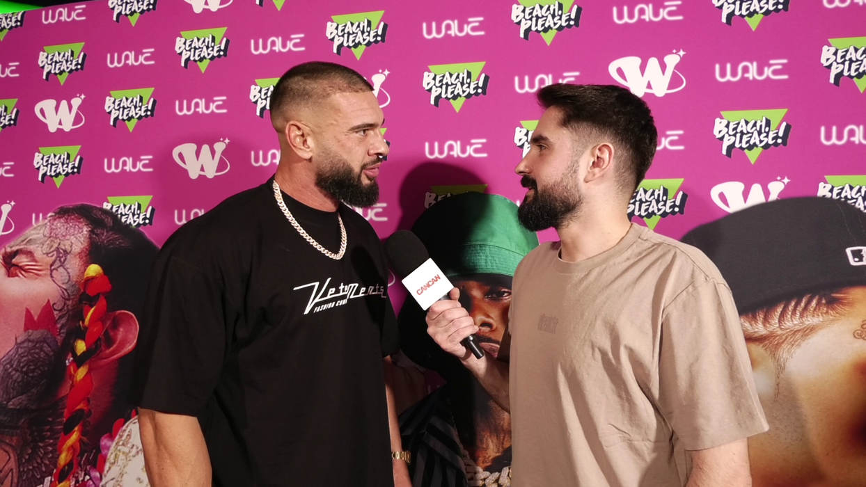 Dorian Popa: "Kim Kardashian își conduce Rolls-ul, Kylie își conduce Rolls-ul, câți nu-și conduc Rolls-ul? Sunt tânăr, îmi place să conduc! Vrei să-ți spun un lucru cu care o să închid gura tuturor comentatorilor? Cristiano Ronaldo a fost întrebat ce mașină îi place să conducă cel mai mult!" (Foto: captură video)