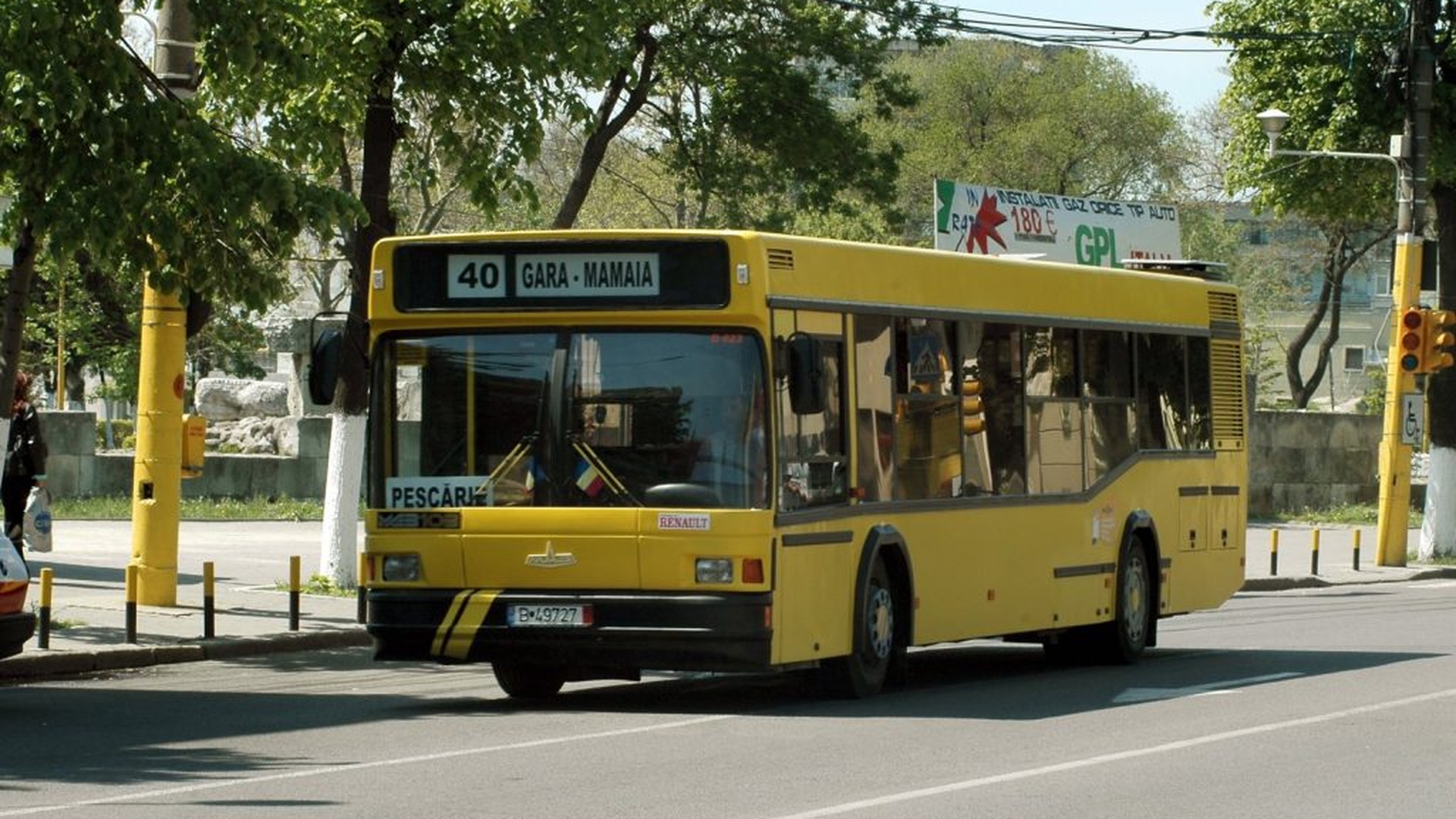 Turistă poloneză, călcată de autobuz în stație, la Brașov! Scandal la RATBV