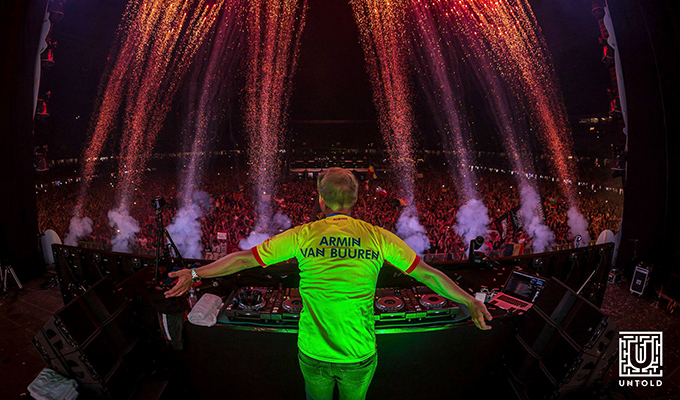 Şi-a „terorizat” bodyguarzii! Pariul făcut de ARMIN VAN BUUREN la UNTOLD