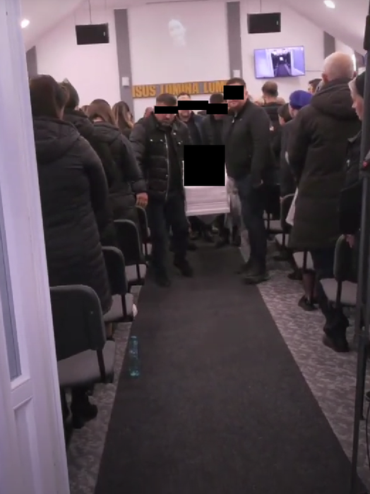 Amalia, condusă pe ultimul drum/ Sursa foto: Captură YouTube - Harmony Media
