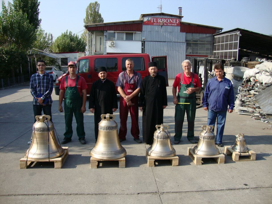 Clopotele de la Vâlcea au ajuns și la export