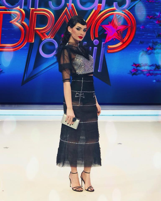 Marisa Brînzaru de la “Bravo, ai stil” a fost cerută de soție! Prima fotografie cu inelul de logodnă