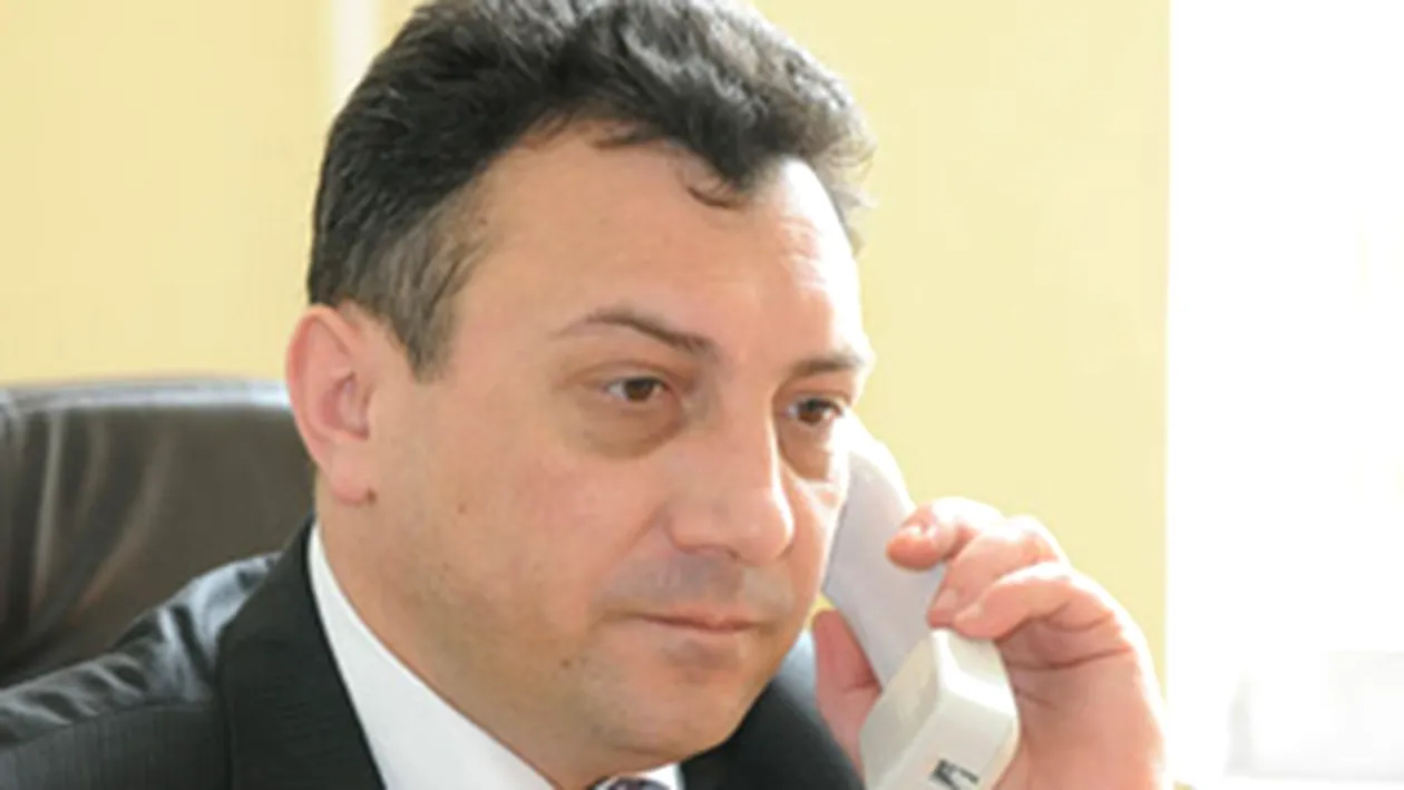 Ministrul moldovean al Culturii, Boris Focsa, a fost surprins la volan in stare de ebrietate!