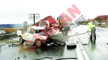 O Dacie papuc s-a dezmembrat in mers