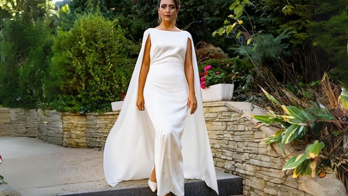 (P) Rochii elegante de nuntă pentru doamne și domnișoare de toate vârstele