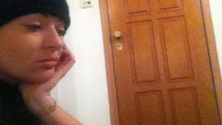 Delia nu poate sa intre in propria casa! Afla de ce a ramas pe afara!