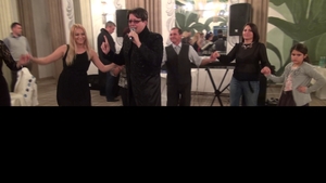 Lui Fuego ii place sa iasa prin spate! Vezi reconstituirea traseului pe unde a “fugit” artistul de fani