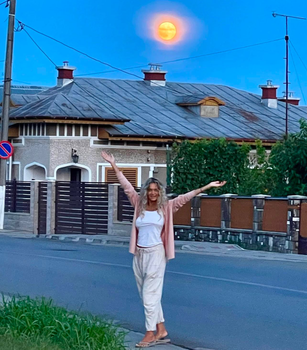 Românca care a avut o relație cu Donald Trump. Sursă foto: Instagram