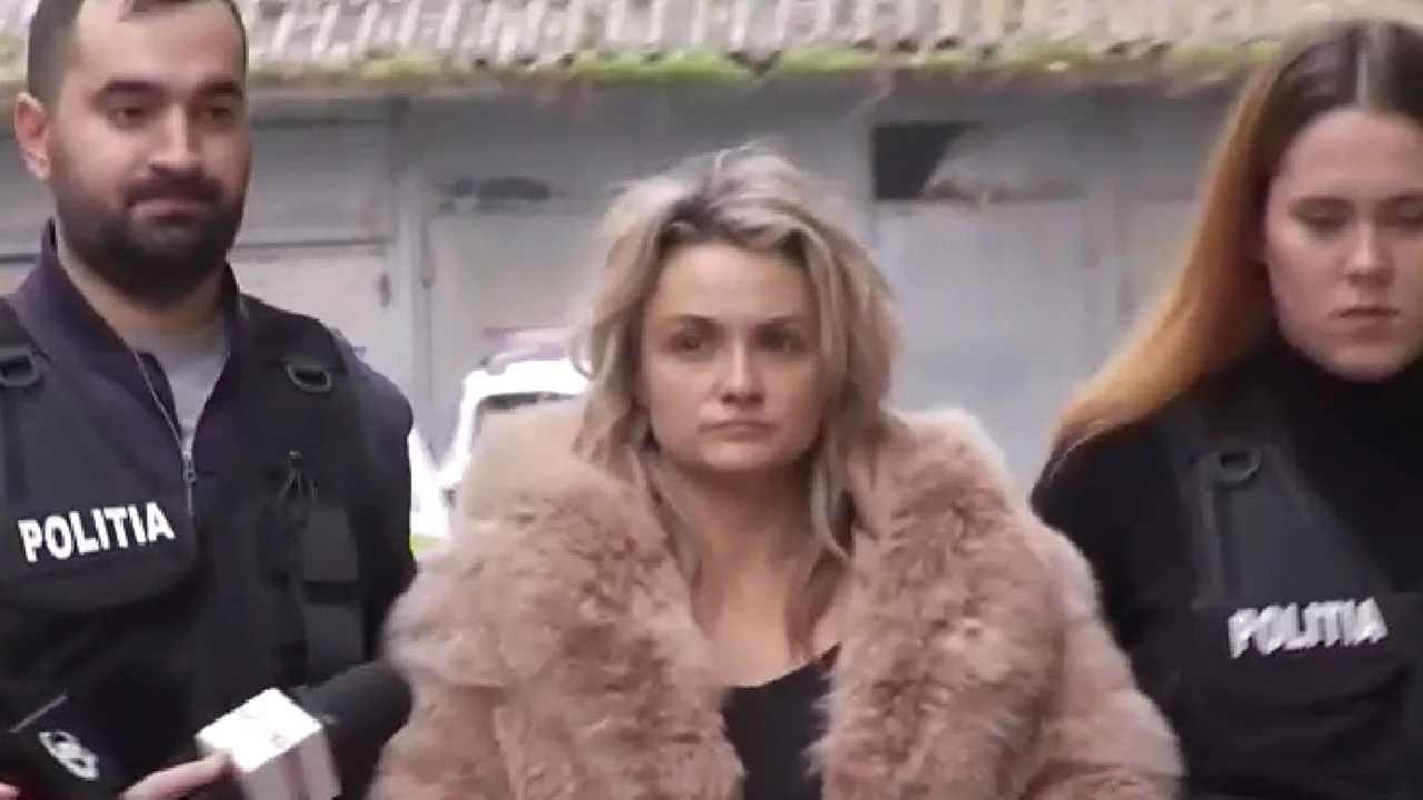 Primele imagini cu Amalia Bellantoni încătușată! A fost ridicată de mascați  din casă, alături de soțul ei