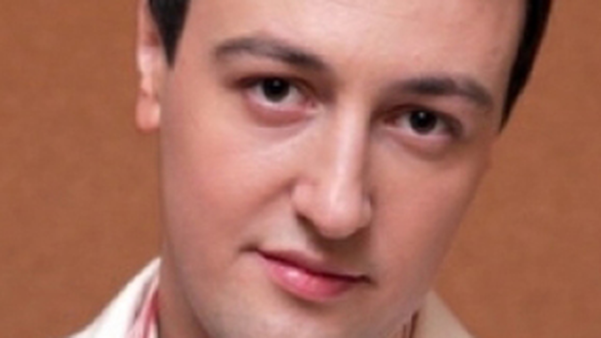 Calin Geambasu: "Nu beau, nu fumez, dar imi place sa fac amor"