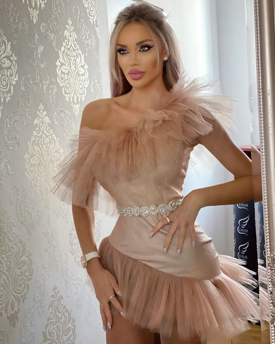 Bianca Drăguşanu, gest incredibil după despărţirea de Alex Bodi. Din ce vrea să facă bani acum! Deja a scos la vânzare pe Internet