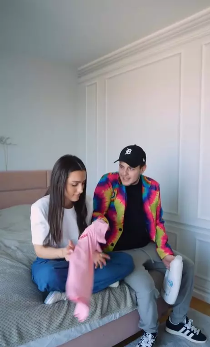 Cum arată noul apartament al Alexiei Eram. Unde s-a mutat fiica Andreei Esca după despărțirea de Mario Fresh