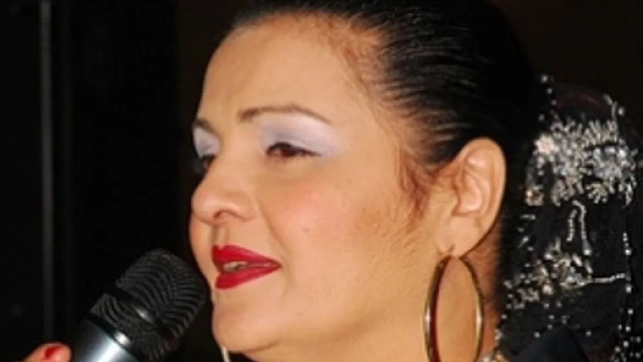 Cornelia Catanga, la un pas sa-si piarda vocea, de emotie