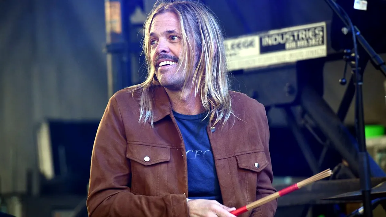 Taylor Hawkins, bateristul trupei Foo Fighters, s-a stins din viață