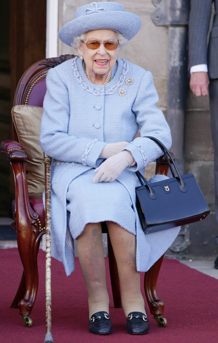 Photo Must Be Credited ©Alpha Press 073074 30/06/2022
Queen Elizabeth II during the Queens Body Guard for Scotland (also known as the Royal Company of Archers) Reddendo Parade in the gardens of the Palace of Holyroodhouse, Edinburgh.

*** No UK Rights Until 28 Days from Picture Shot Date ***