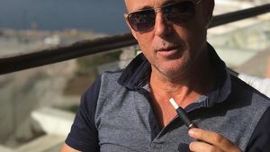 Mugur Mihăescu, infectat cu Omicron, deși s-a imunizat. “Stau în casă, că nu ies afară de nebun!” Cum se simte actorul
