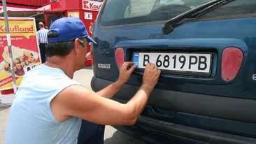 Lovitură grea pentru românii care circulă cu numere bulgăreşti. Poliţia le radiază maşinile!