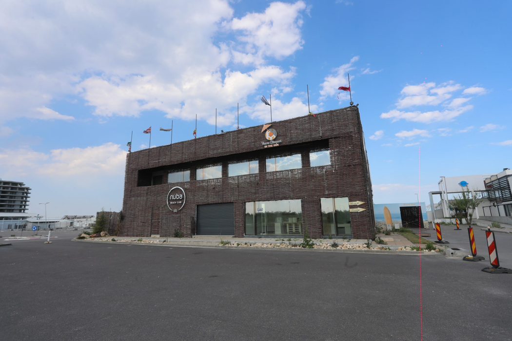 La mare, la soare… plajele sunt goale! Stațiunea Mamaia a ajuns de nerecunoscut. VIDEO