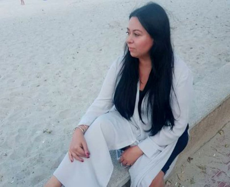Oana Roman a fost invitată la nuntă pe litoral. ”Sandalele acelea nu sunt din decor”!