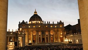 Colegiul Cardinalilor se va reuni în conclav, în Capela Sixtină, pentru a alege noul Suveran Pontif