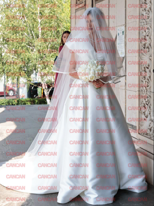 Gabriela Prisăcariu, rochie spectaculoasă pentru ziua cea mare/ Foto: CANCAN.RO