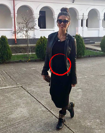 Aşa arată burtica de gravidă a Andei Călin