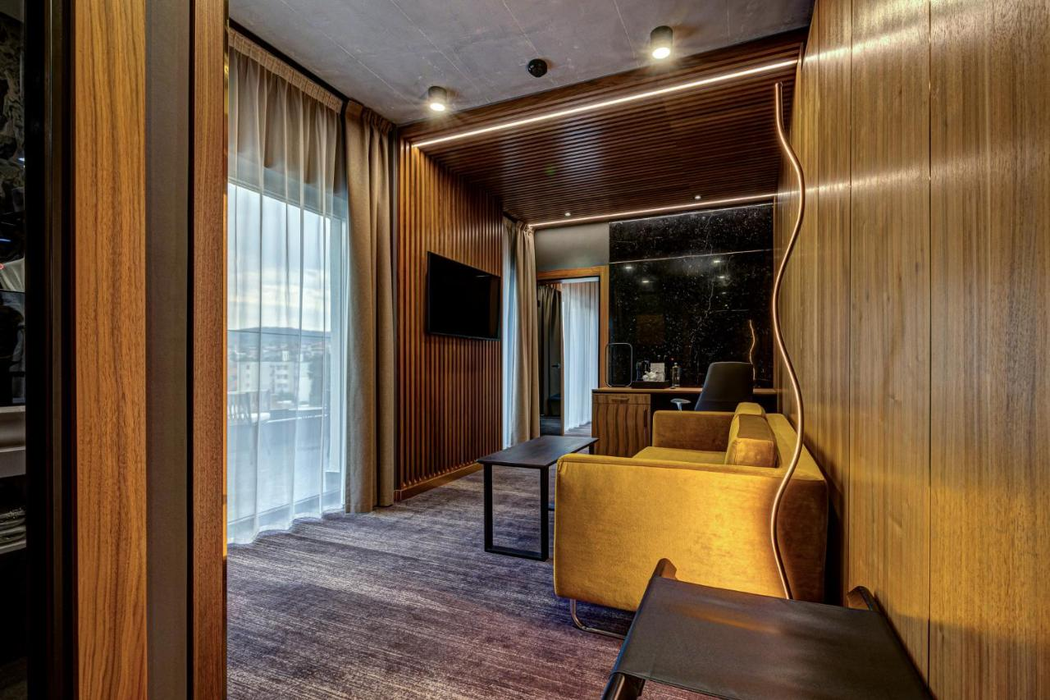 Hotelul unde Lenny Kravitz s-a cazat la Cluj / Sursa foto: booking.com