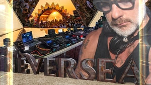 Excentricul Gianluca Vacchi a făcut mega-show la Neversea! Imagini de senzație