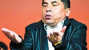 "Cainii" l-au terorizat pe Turcu!