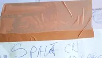 Mesaj devenit viral, postat de un clujean exasperat de vecinul lui, care făcea curățenie de Paște: Spală cu...